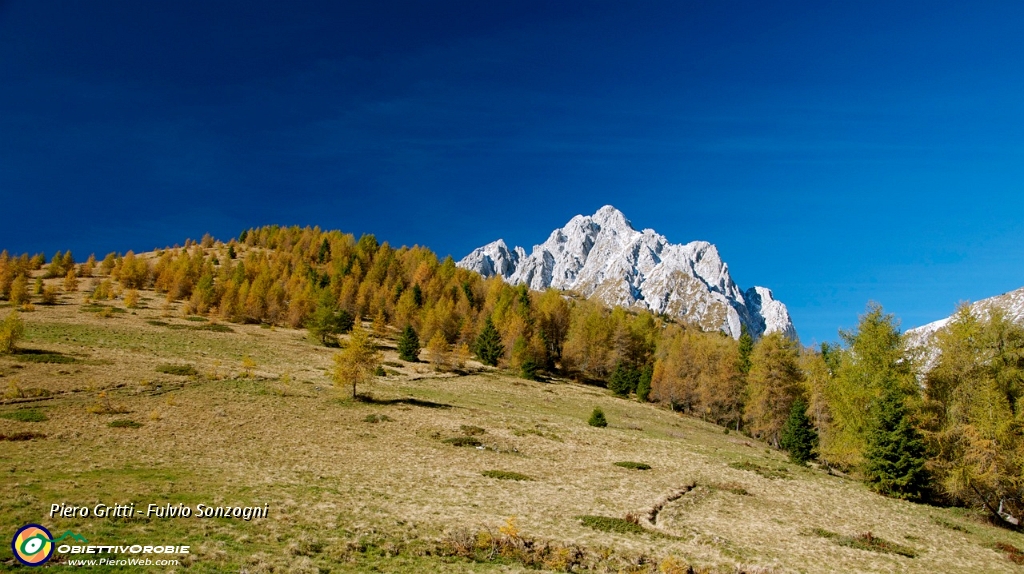 24 ...un monte ci spia - foto Fulvio.jpg